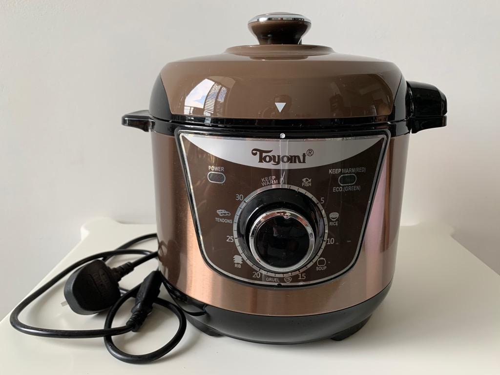 Toyomi pressure store cooker