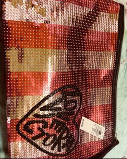 (Category: ) located in . Submitted by alexandracyd (Listing ID 1091077983, Image 1). Description: .
