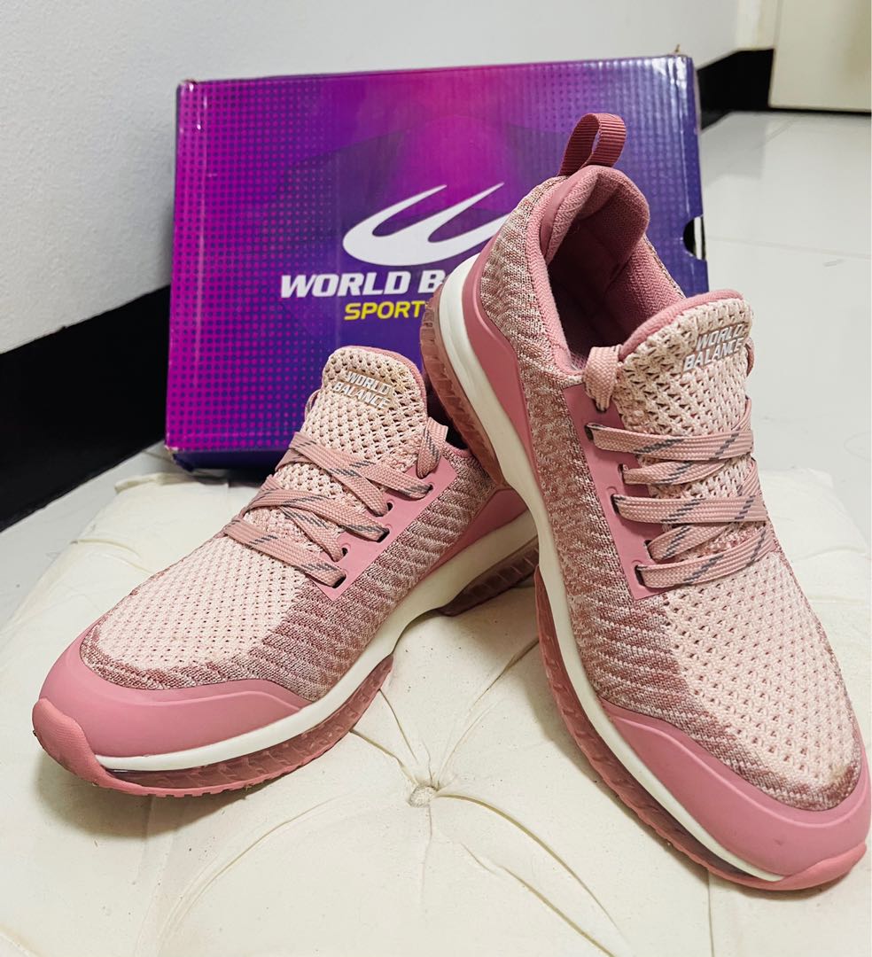 World balance shoes for girls shop