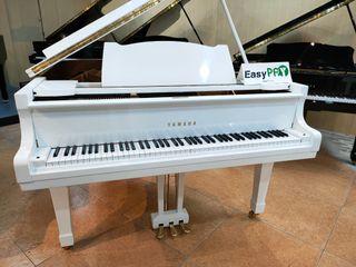 Yamaha C2 Grand Piano