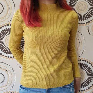YELLOW SPARKLE TURTLE NECK