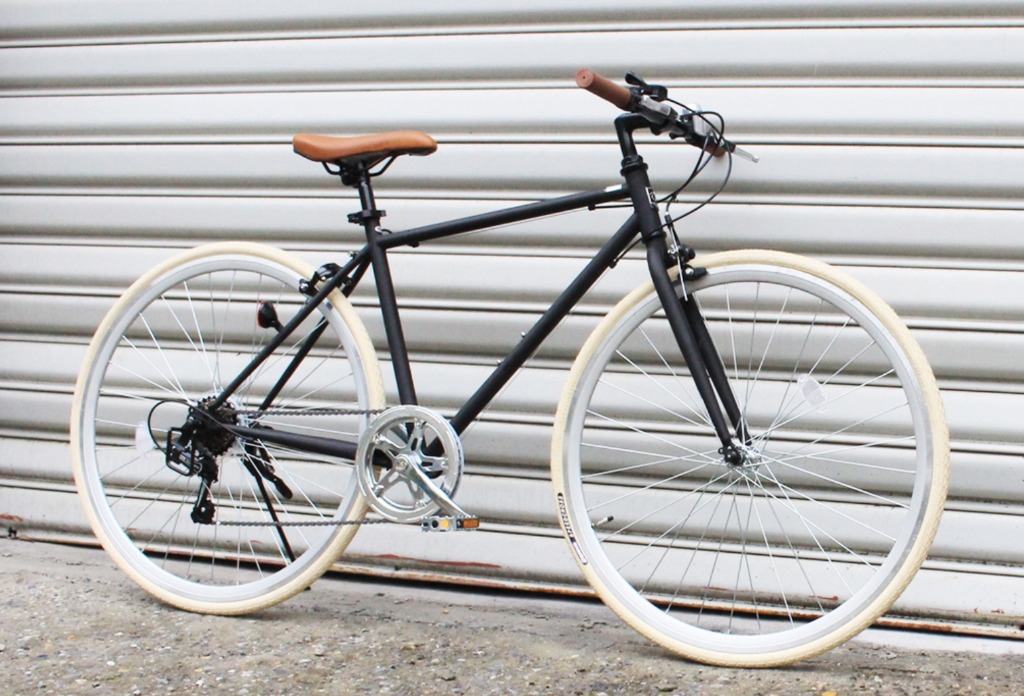 Vintage hybrid bicycle shop