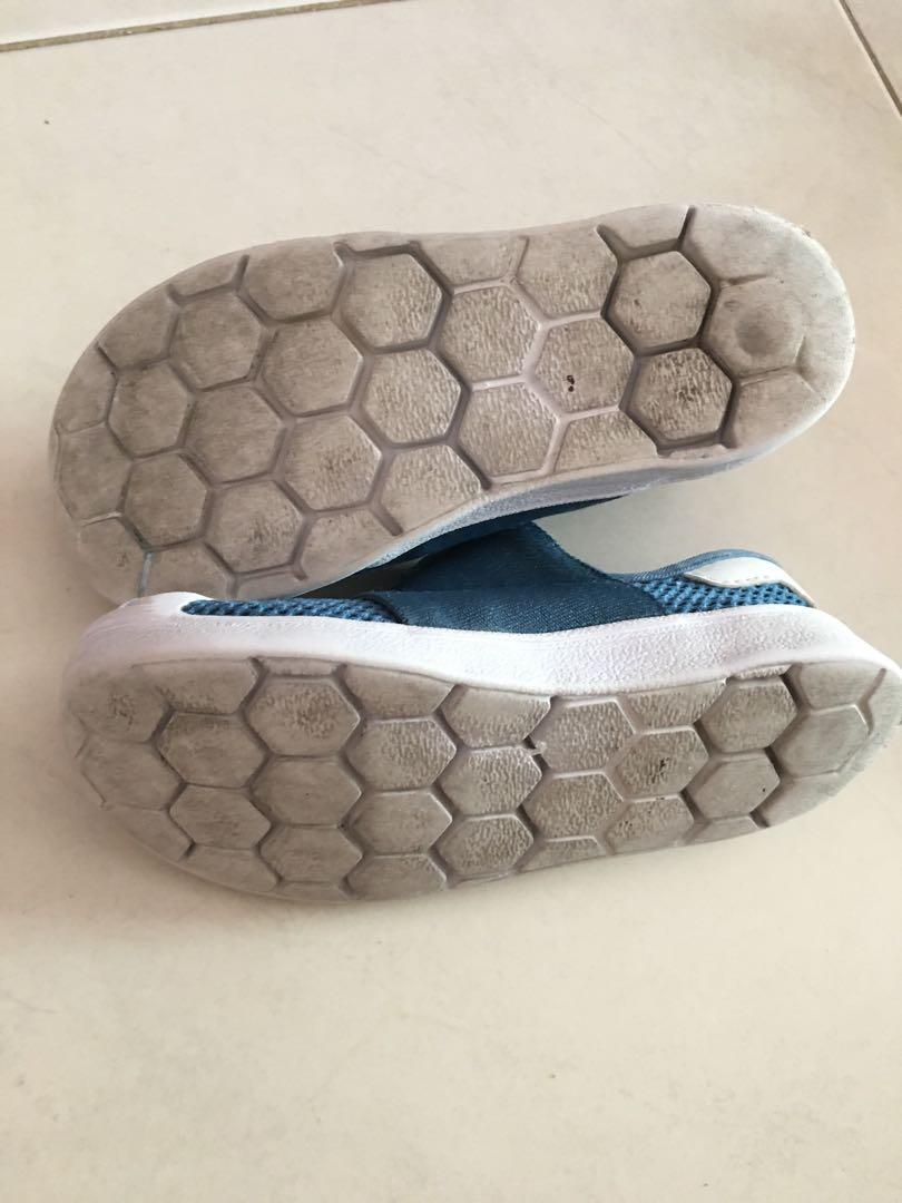 Adidas soft hotsell comfort footbed