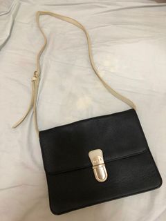 （分類：）位於 。 由 sssoooso 提交（商品編號 1091251292，圖片 1）。簡介： 。