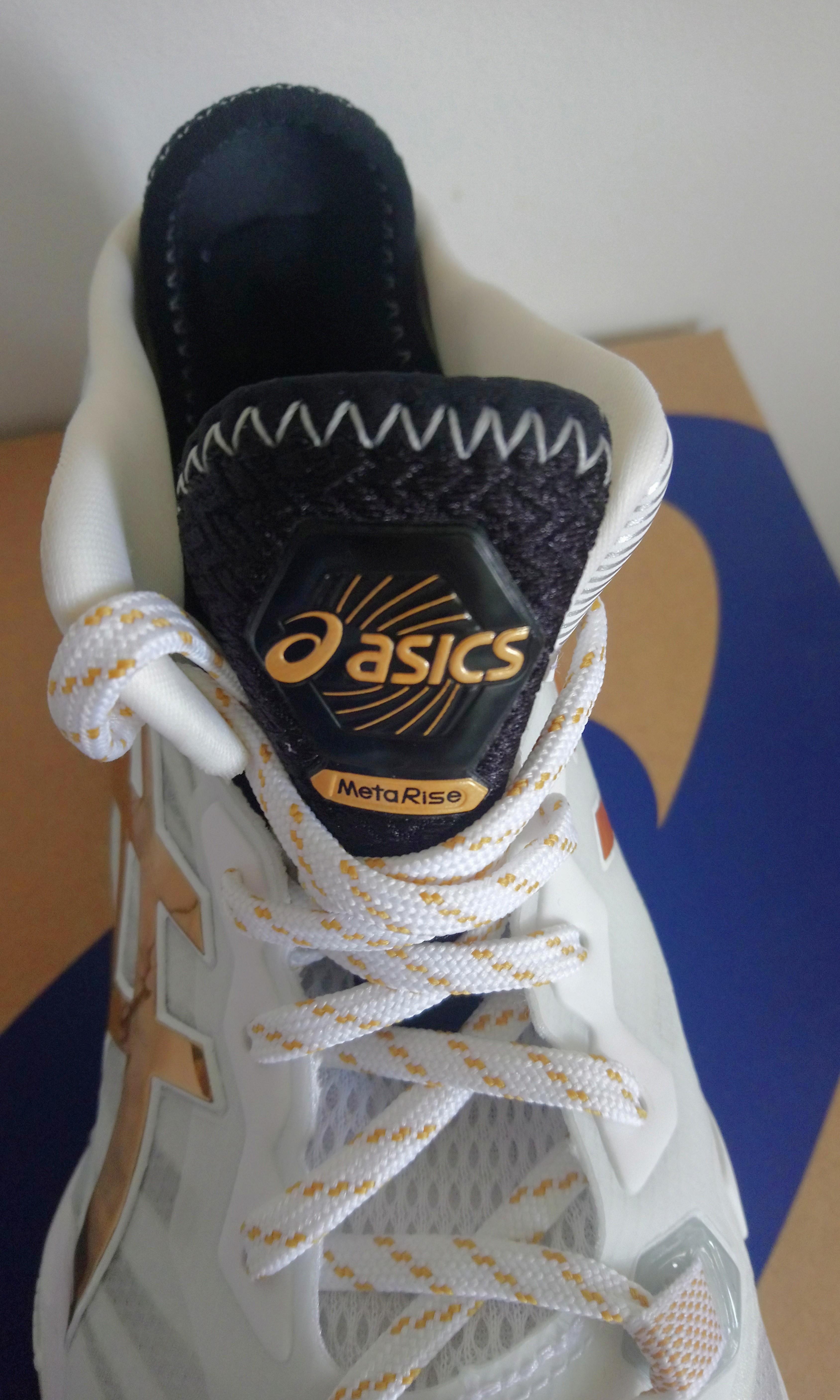 asics metarise volleyball