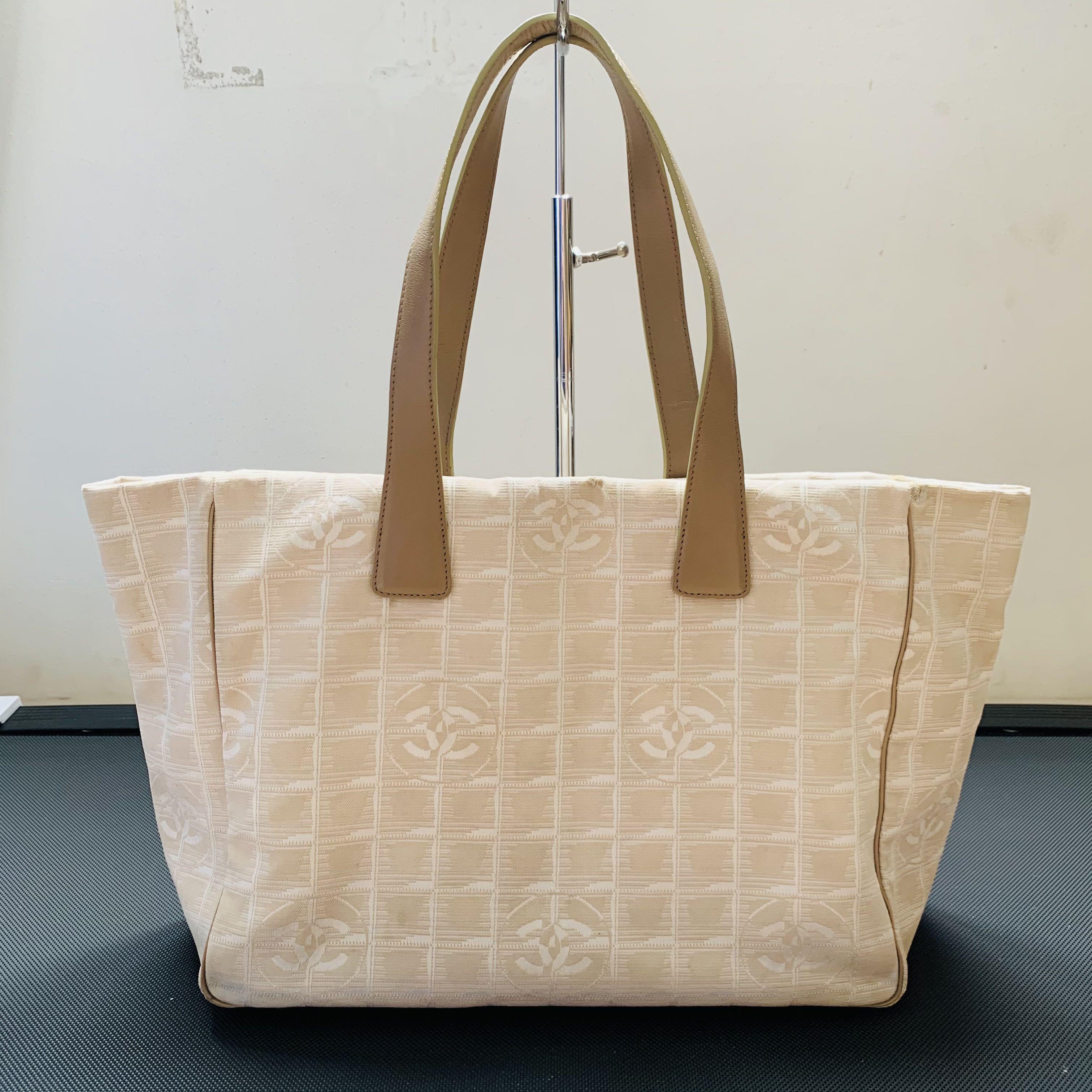 Pre-owned Chanel Travel Line Tote – Sabrina's Closet