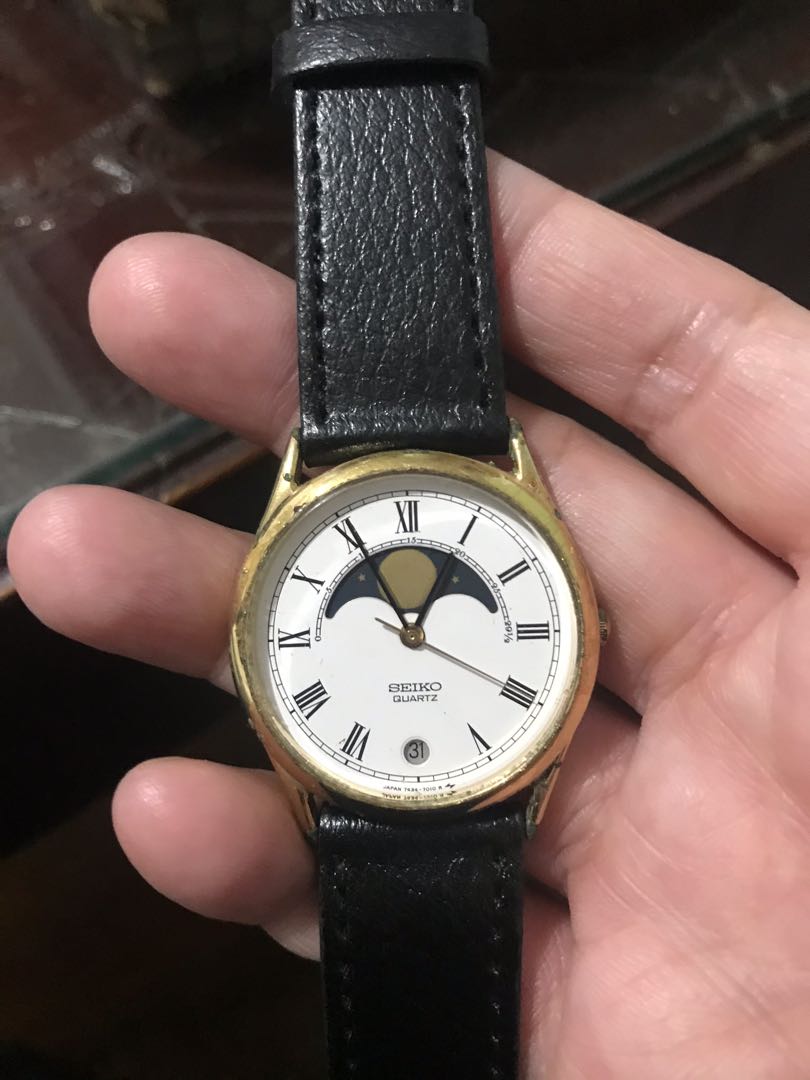 Authentic Seiko Avenue Moon Phase Vintage Watch ( Unisex ), Men's Fashion,  Watches & Accessories, Watches on Carousell