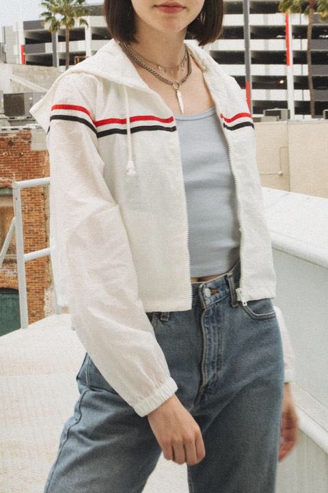 Brandy melville cheap cropped denim jacket
