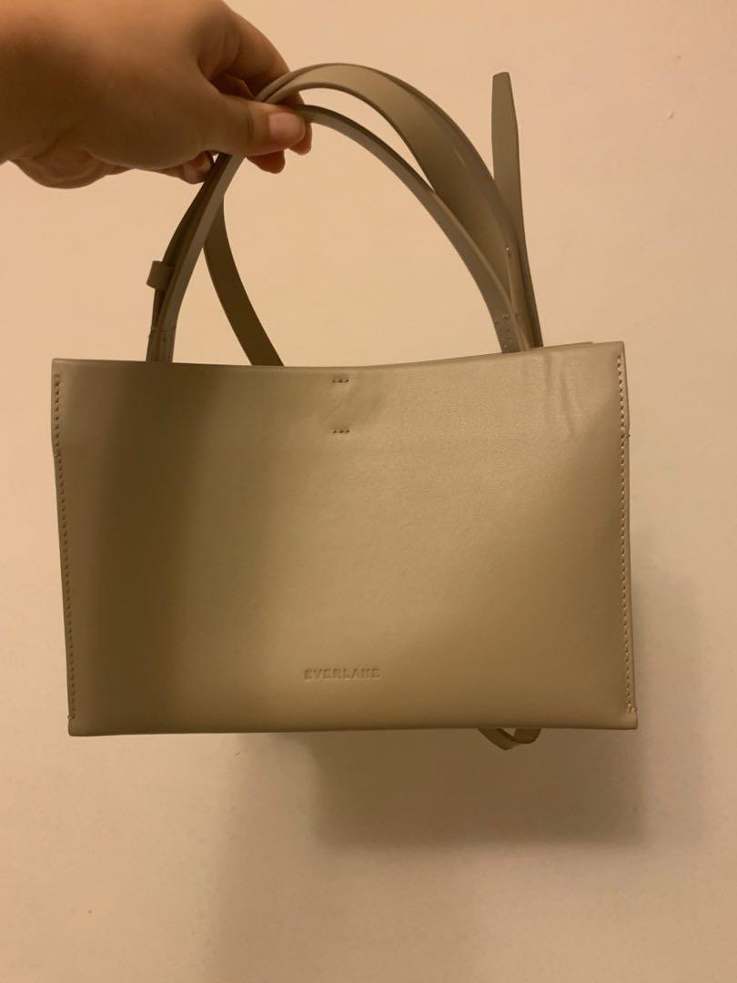 Everlane shop lunch box