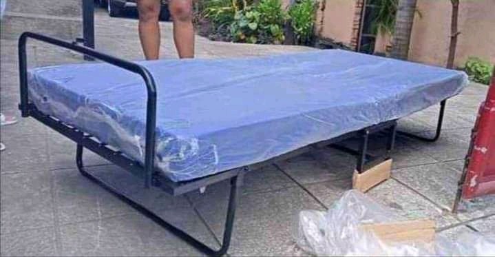 uratex folding bed with foam
