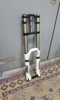 （分類：）位於 。 由 ansonng18 提交（商品編號 1091162479，圖片 1）。簡介： 。