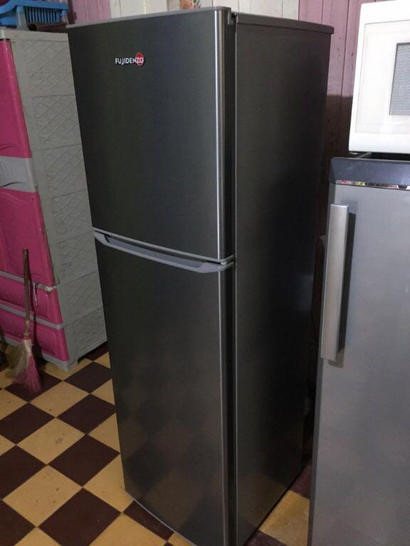 Fujidenzo Refrigerator RDD70S, TV & Home Appliances, Kitchen