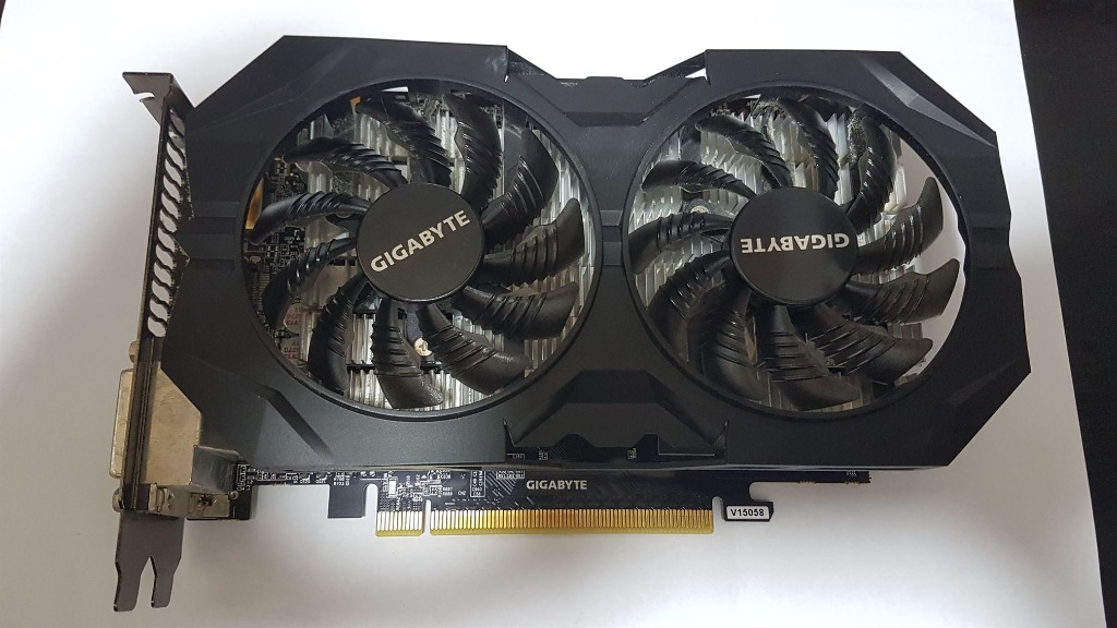 Gigabyte WINDFORCE 2X Graphics Card GTX 950 2GB GDDR5