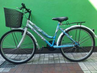 BRAND NEW Japanese style Bicycle with Basket and Back Rack Made in Taiwan