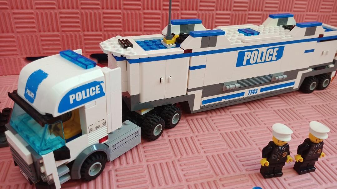 Lego City Police Command Truck 7743, Hobbies & Toys, Toys & Games on ...