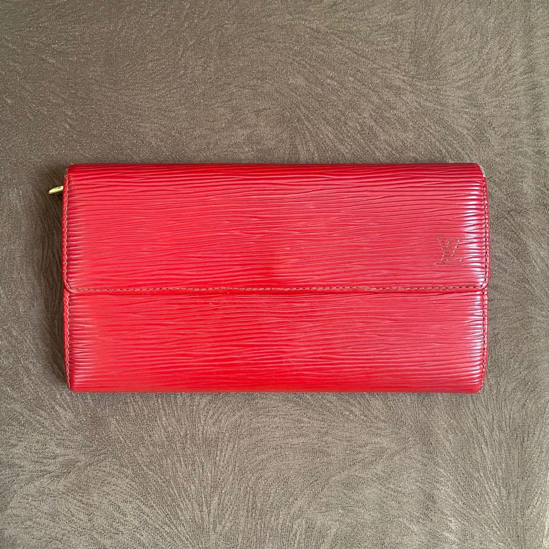 Louis Vuitton Sarah Long Wallet, Luxury, Bags & Wallets on Carousell