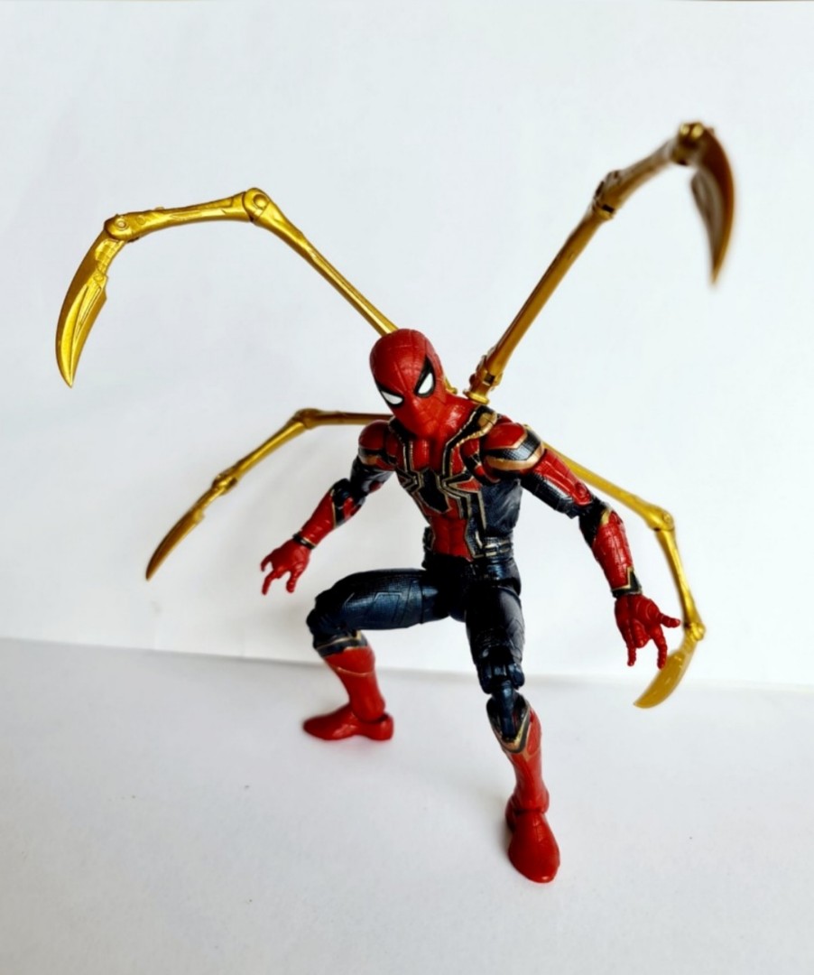 Iron spider shop marvel legends
