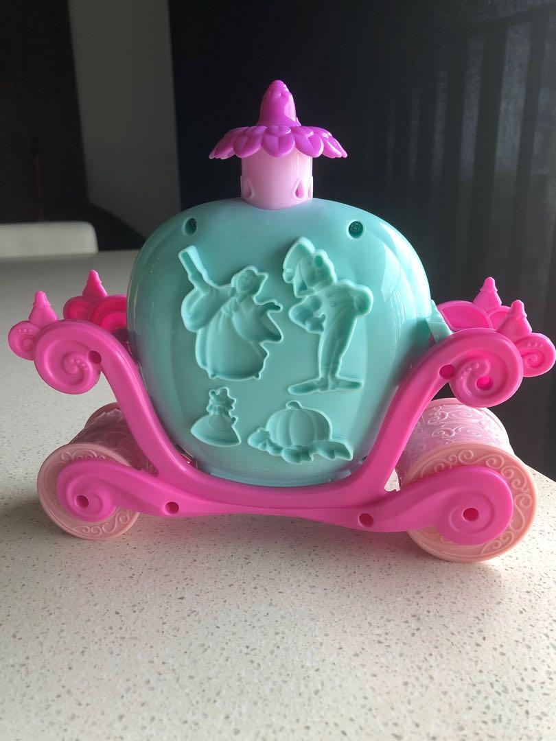 Play Doh Cinderella s Carriage