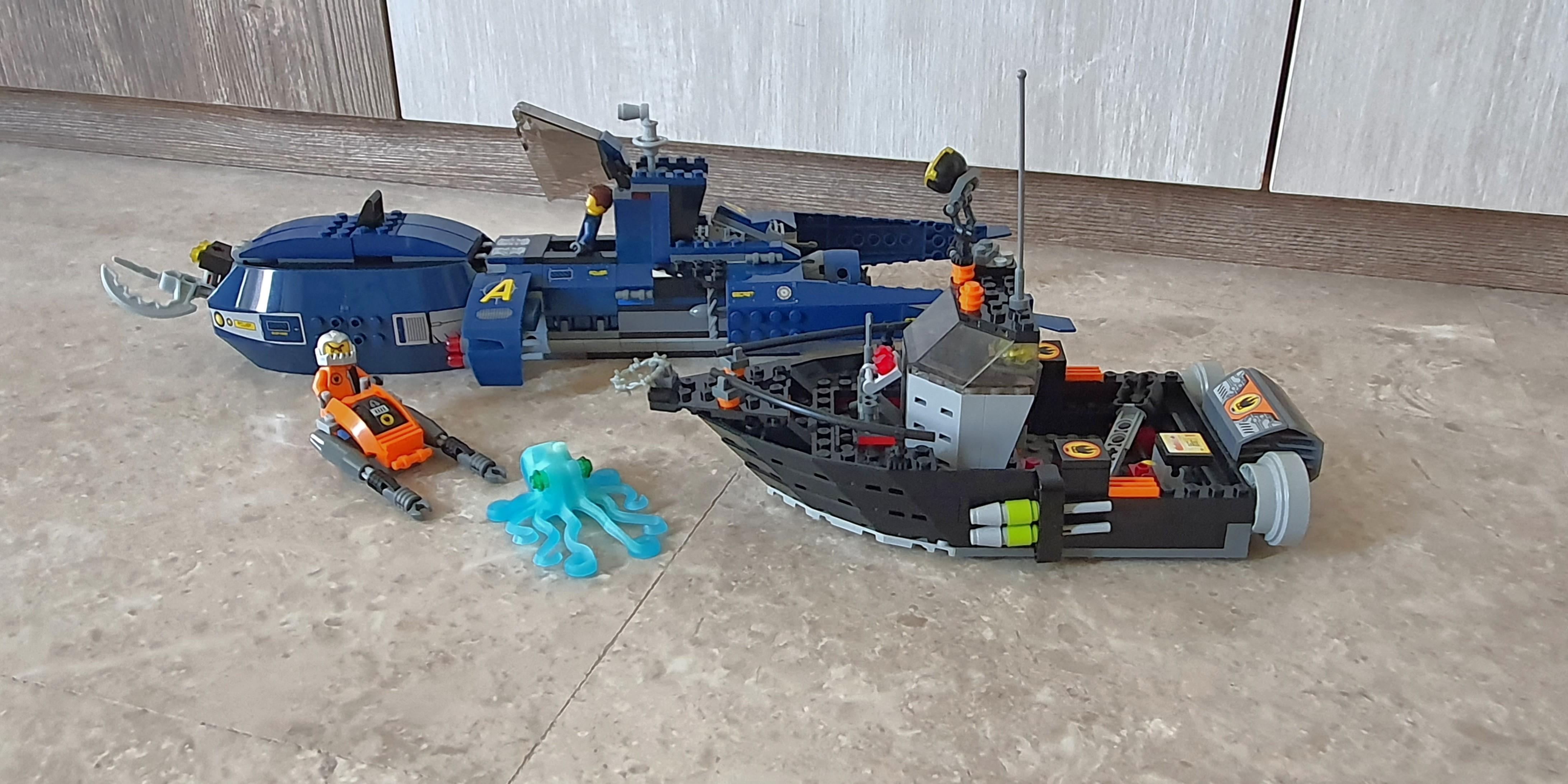 Pre Loved Original LEGO Agent Deep Sea Quest 8636 Hobbies Toys Toys Games on Carousell