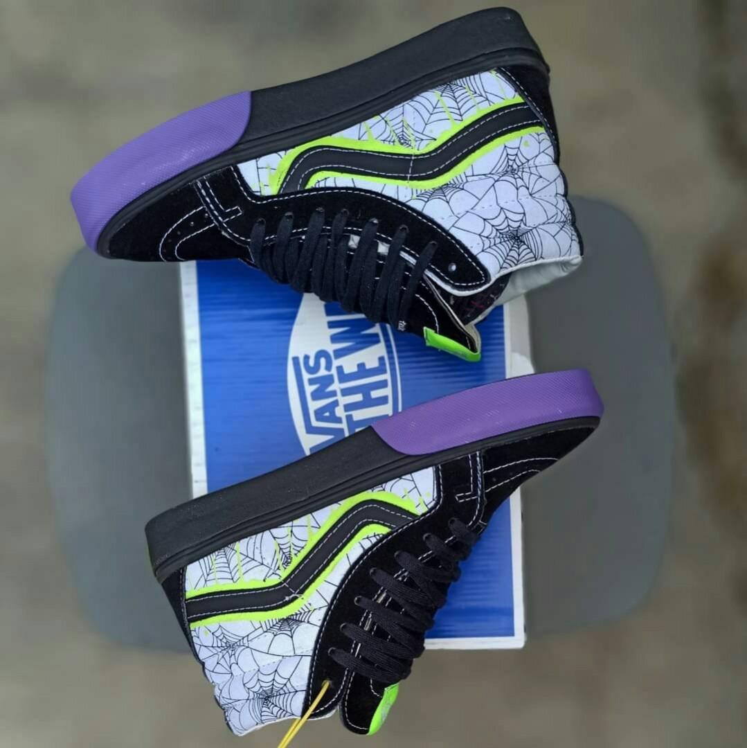 SEPATU VANS SK8 HALLOWEEN HIGH, Fesyen Pria, Sepatu , Sneakers di Carousell