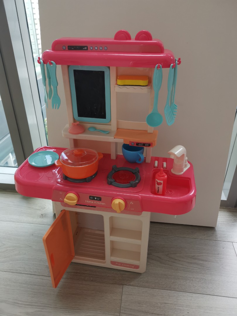 small kitchen toy, Hobbies & Toys, Toys & Games on Carousell