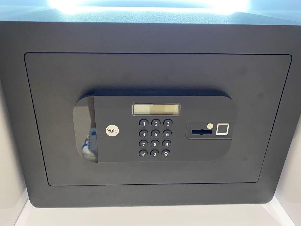 Yale Safe Box, Furniture & Home Living, Security & Locks, Safe on Carousell