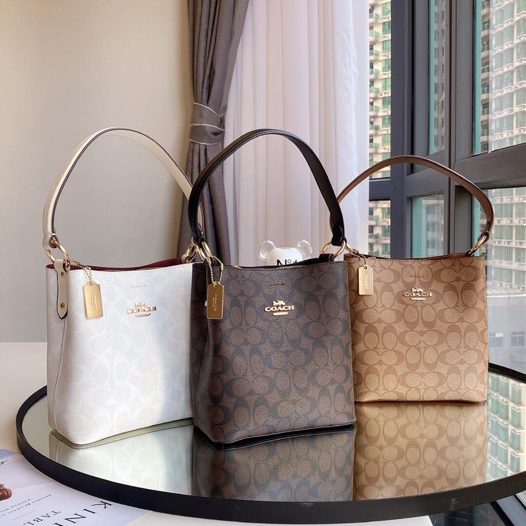 Coach bucket bag 21 hot sale