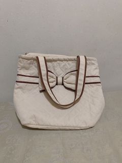 （分類：）位於 。 由 qwer43 提交（商品編號 1085623121，圖片 1）。簡介： 。