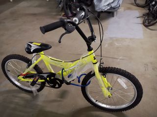 （分類：）位於 。 由 secondhand787 提交（商品編號 1085671808，圖片 1）。簡介： 。