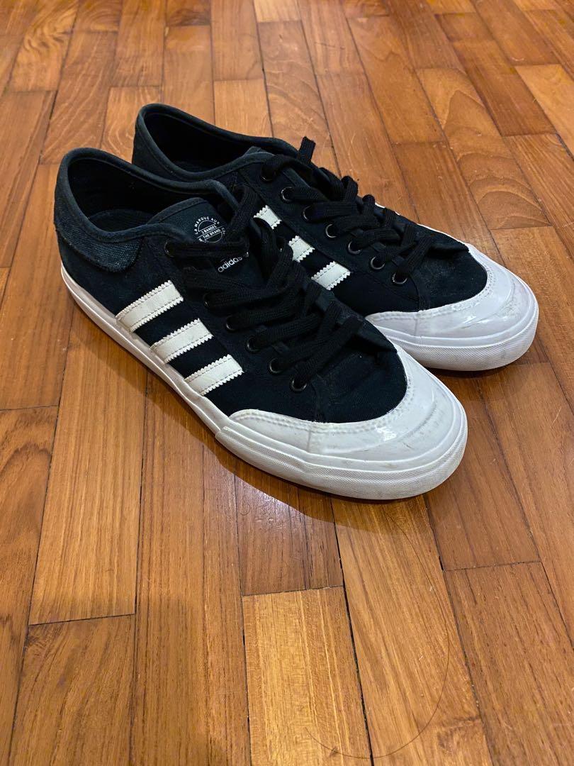 Mens adidas matchcourt skate shoe top