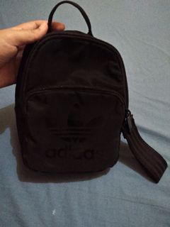(Kategori: ) berada di . Dikirim oleh minispreloved (ID iklan 1085705152, Gambar 1). Deskripsi: .