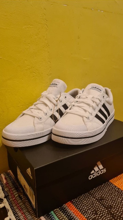 Adidas Bravada Shoes Men White FV8086, Men's Fashion, Footwear, Sneakers on  Carousell
