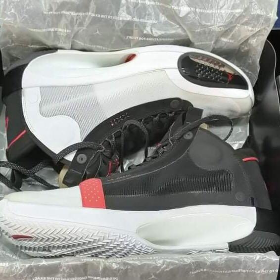 Air Jordan 34 'Bred', Men's Fashion 