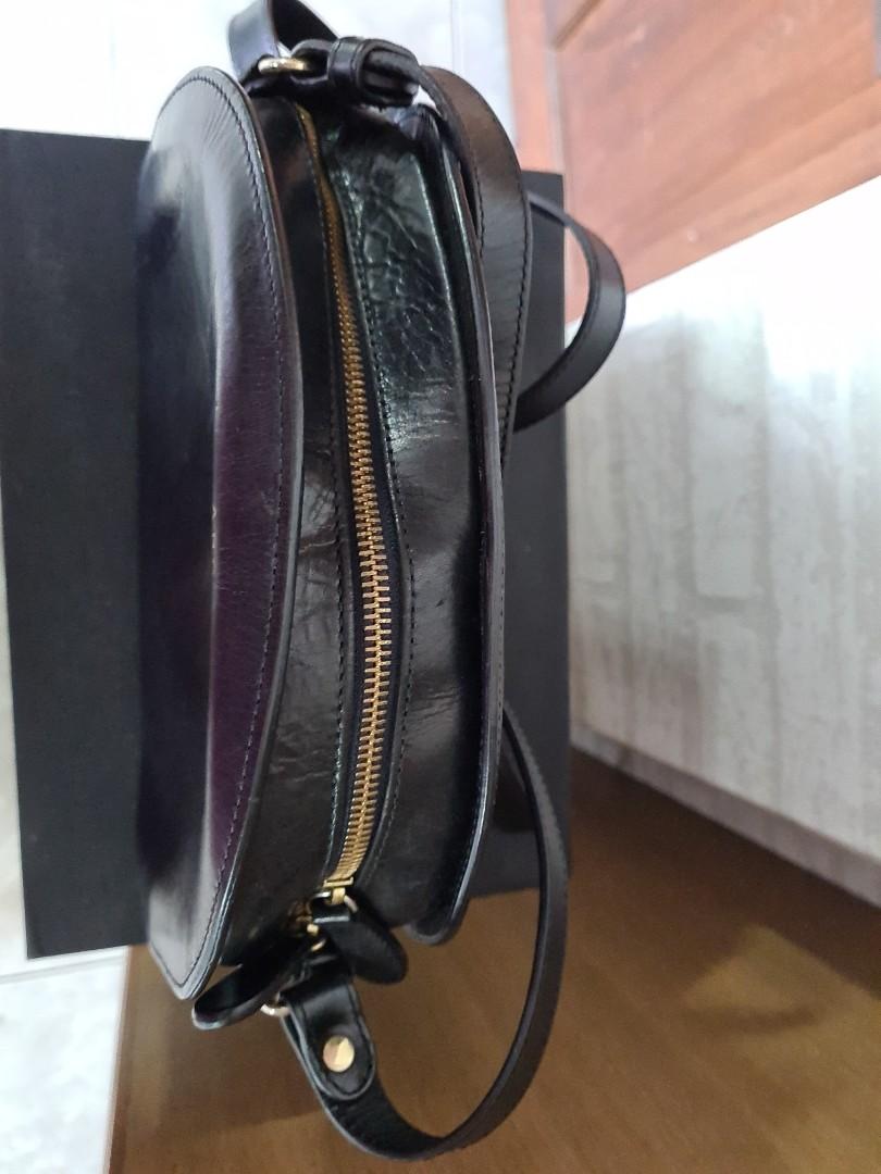 Share more than 89 apc half moon bag review latest in.duhocakina