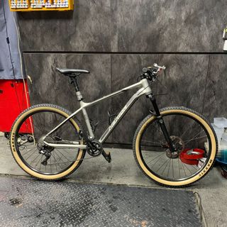 （分類：）位於 。 由 696969_jason 提交（商品編號 1085651222，圖片 1）。簡介： 。