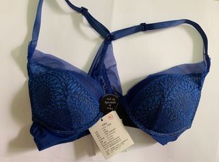 （分類：）位於 。 由 waskawong 提交（商品編號 1085586383，圖片 1）。簡介： 。