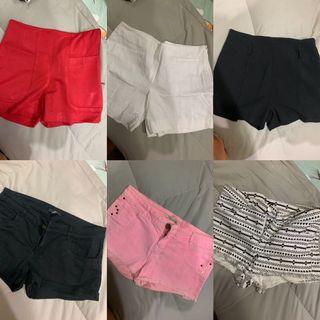 Celana pendek warna