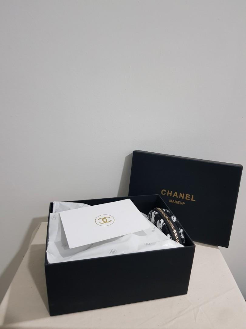 Unboxing Chanel VIP beaute bags ( old videos ) 😂 #chanel