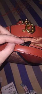 (Category: ) located in . Submitted by jmaefarin (Listing ID 1085586146, Image 1). Description: .