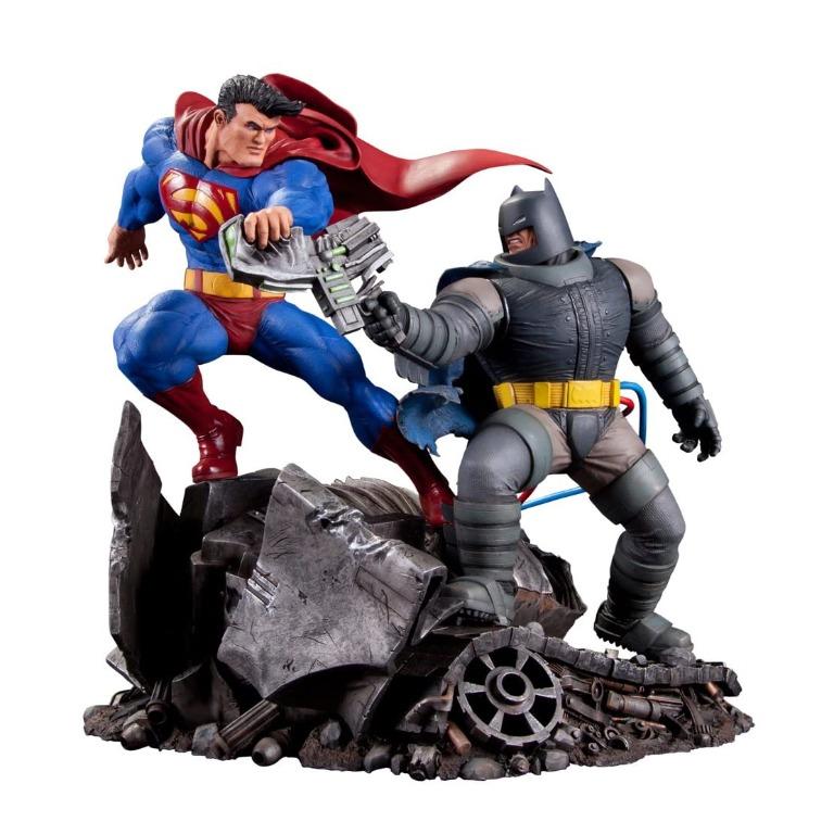 Dc collectibles dark knight returns 2025