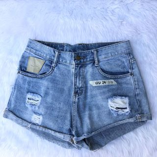 (Category: ) located in . Submitted by dafsmnl (Listing ID 1085657094, Image 1). Description: .