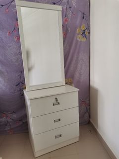 (Category: ) located in . Submitted by mjliew93 (Listing ID 1085539004, Image 1). Description: .