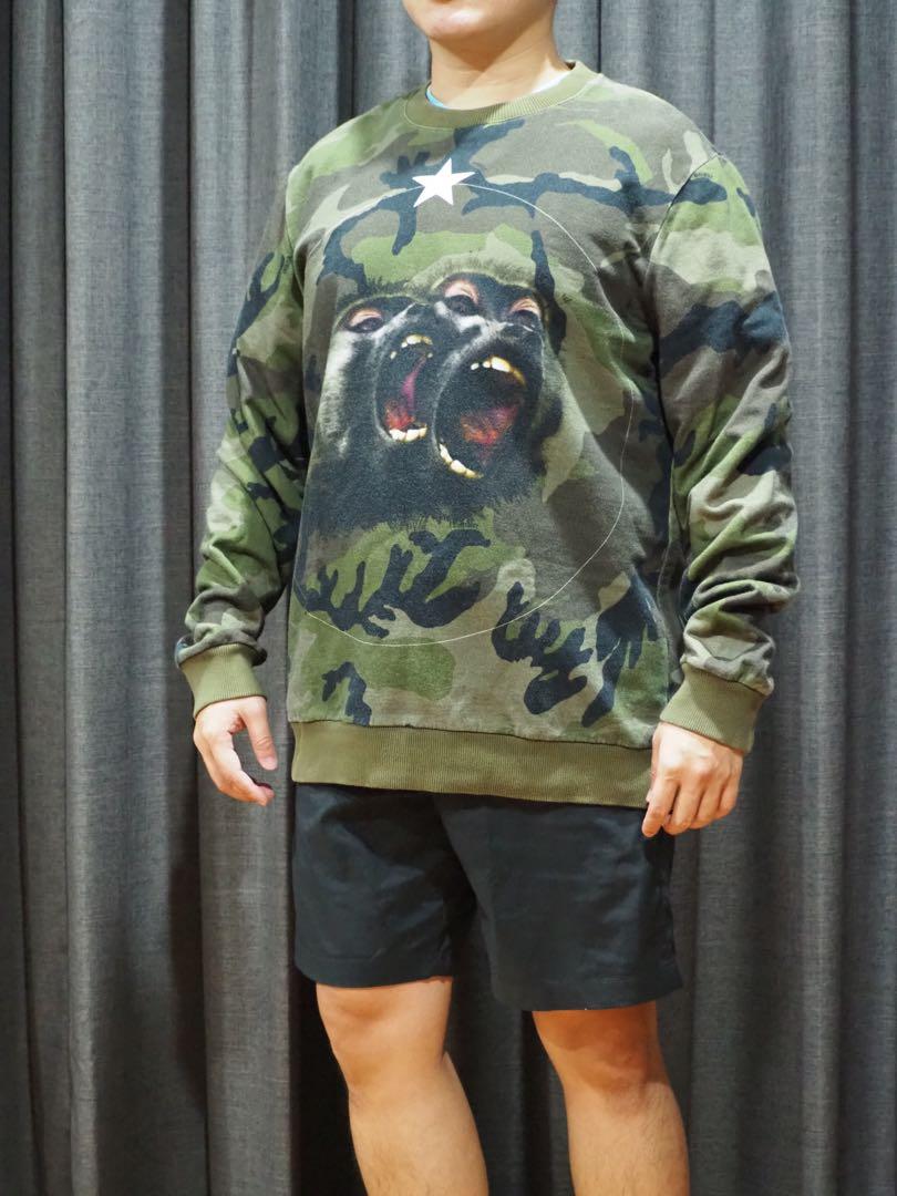 Givenchy camo hotsell monkey t shirt