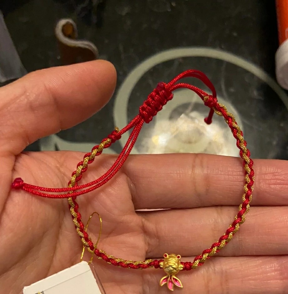 Chow tai fook gold bracelet best sale