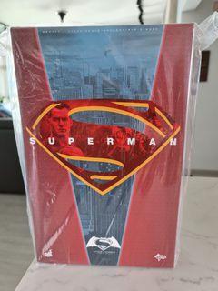 Hot Toys MMS 343 Superman Vs Batman 1/6 Scale Figure