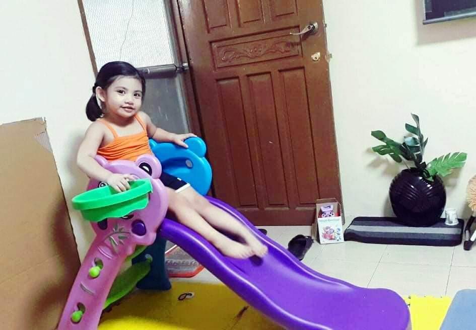 KIDDIE PANDA 2in1 SLIDE ￼ (Category: Infant Playtime) located in Manila. Submitted by minidivisoria (Listing ID 1085529423, Image 1). Description: RESELLER:1700php :KIDDIE PANDA 2in1 SLIDE ￼ ✔️slide & ring ✔️1to3 years old ✔️best seller 🚘WAREHOUSE LOCATION-823 ELCANO ST. BINONDO MANILA (walk in & lalamove) 🚗999 MALL BLDG1 STALL 3e5 (walk in & shipping).