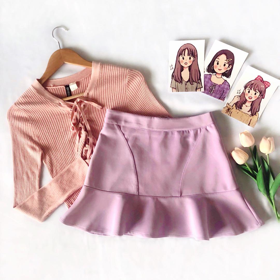 Lilac mermaid skirt (Category: Skirts) located in Tagkawayan. Submitted by _millieee (Listing ID 1085652161, Image 1). Description: A-line mermaid skirt • good as new Size: 25” – 26” Length: 14” .