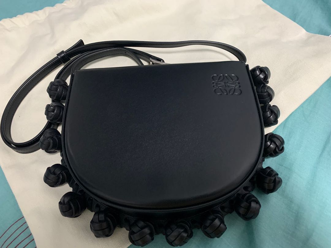 Loewe heel 2025 knots bag