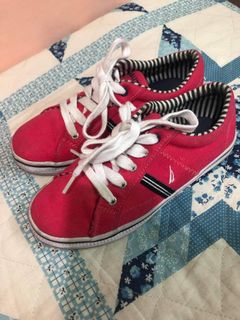 (Category: ) located in . Submitted by prioromnia (Listing ID 1085705471, Image 1). Description: .