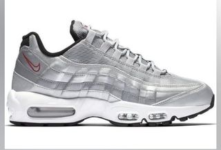 (Category: ) located in . Submitted by wardrobe_rehab (Listing ID 1085701586, Image 1). Description: .